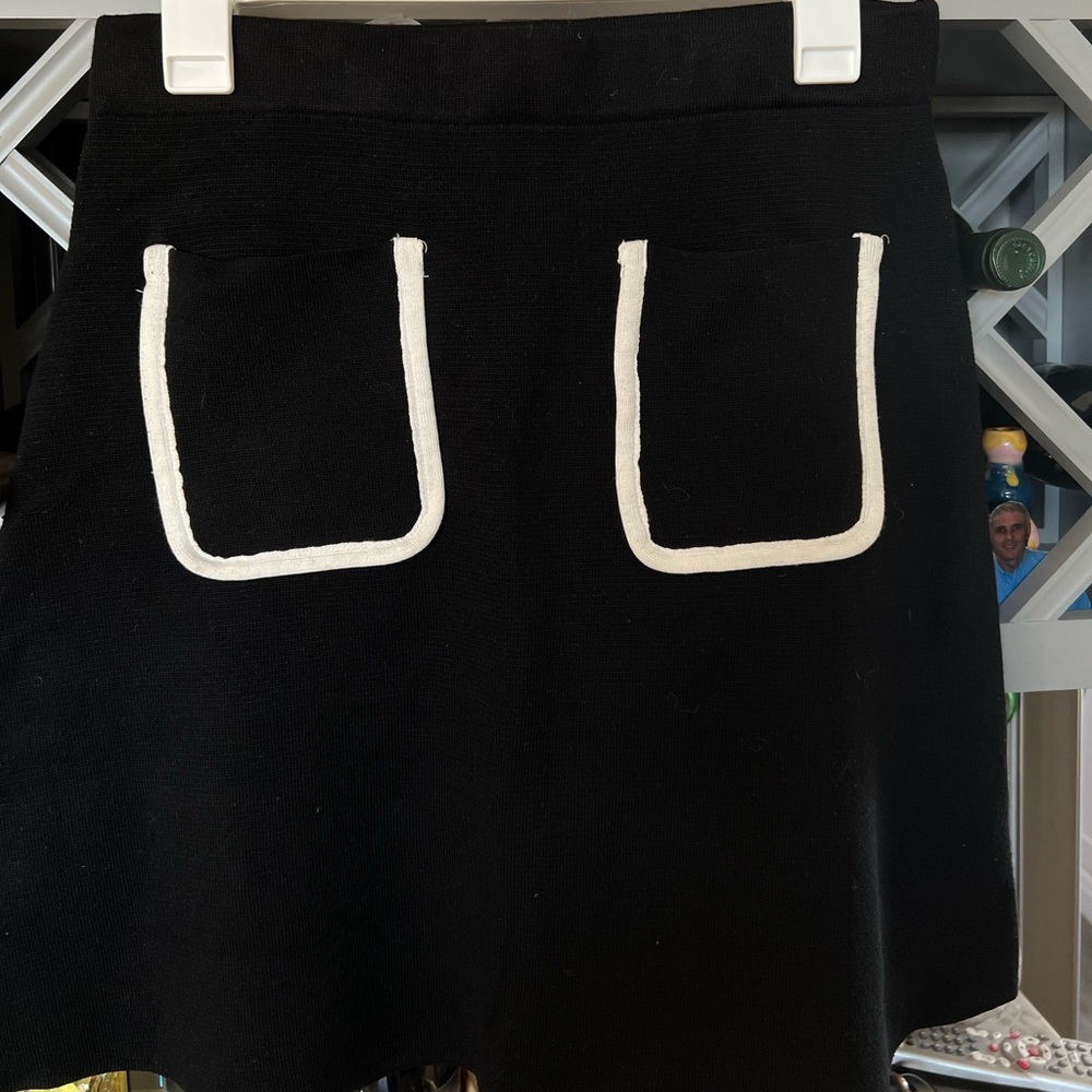 Womens Black Zara skirt